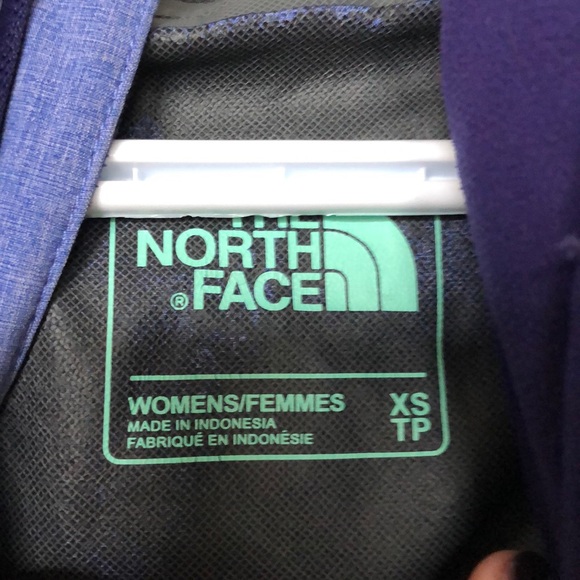 North face rain jacket - Picture 4 of 5